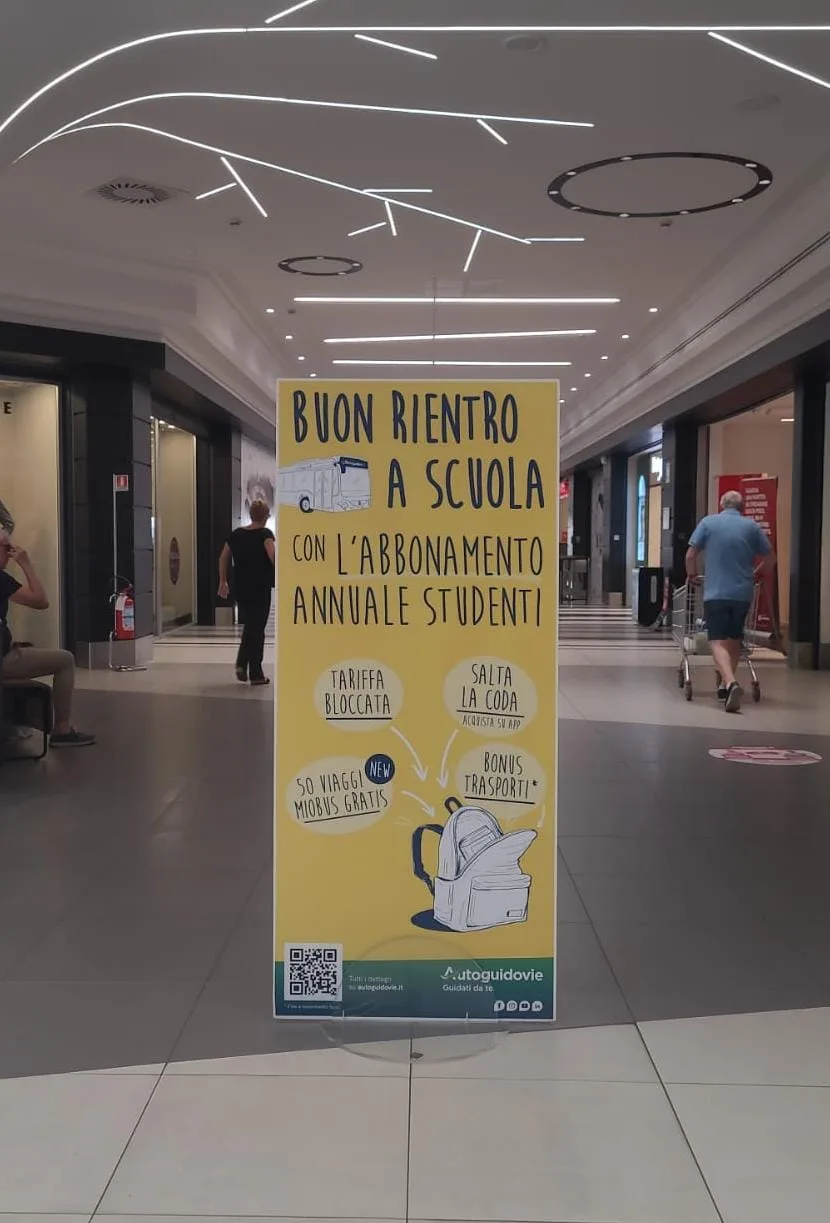 Totem Pubblicitari — esempio 2